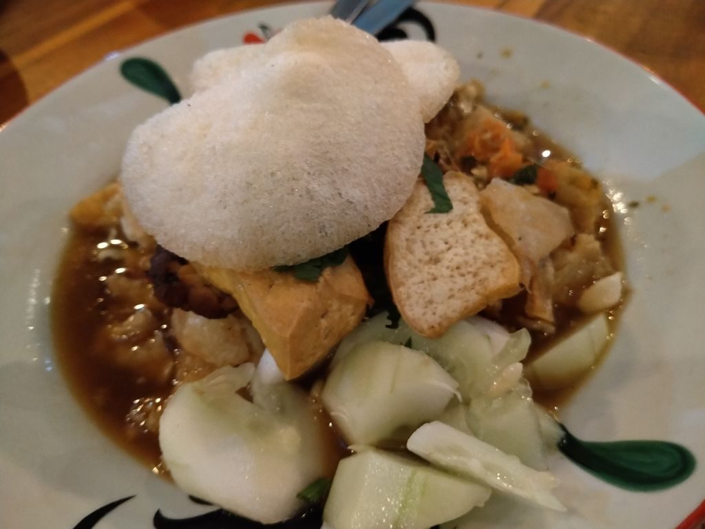 Vegetarian food Indonesia Tahu Guling