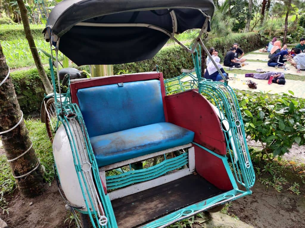 rickshaw at kopi klotok