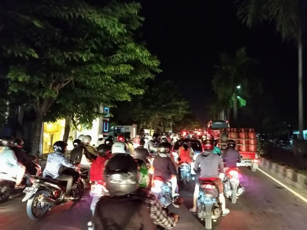 Bali dense scooter traffic