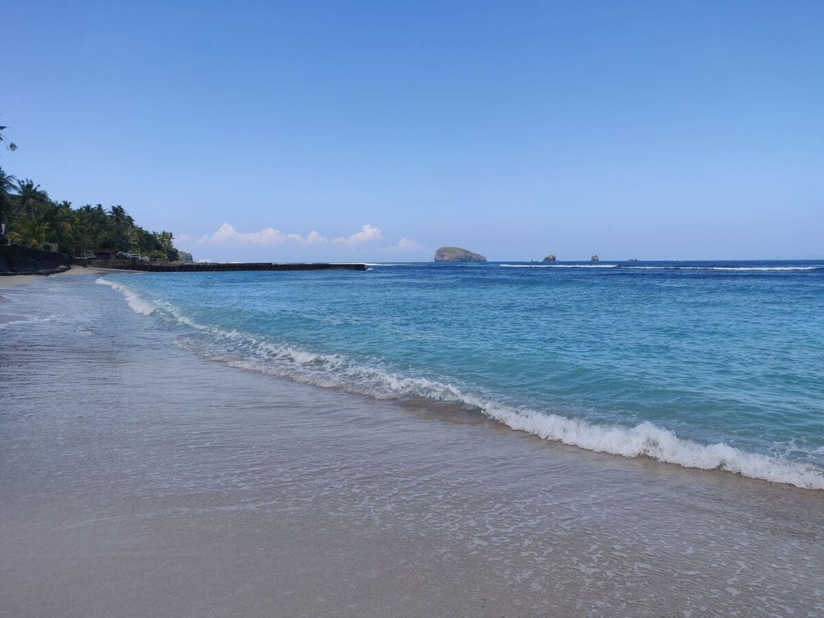 Candidasa Beach: Bali's Hidden Gem. Relax and enjoy your stay