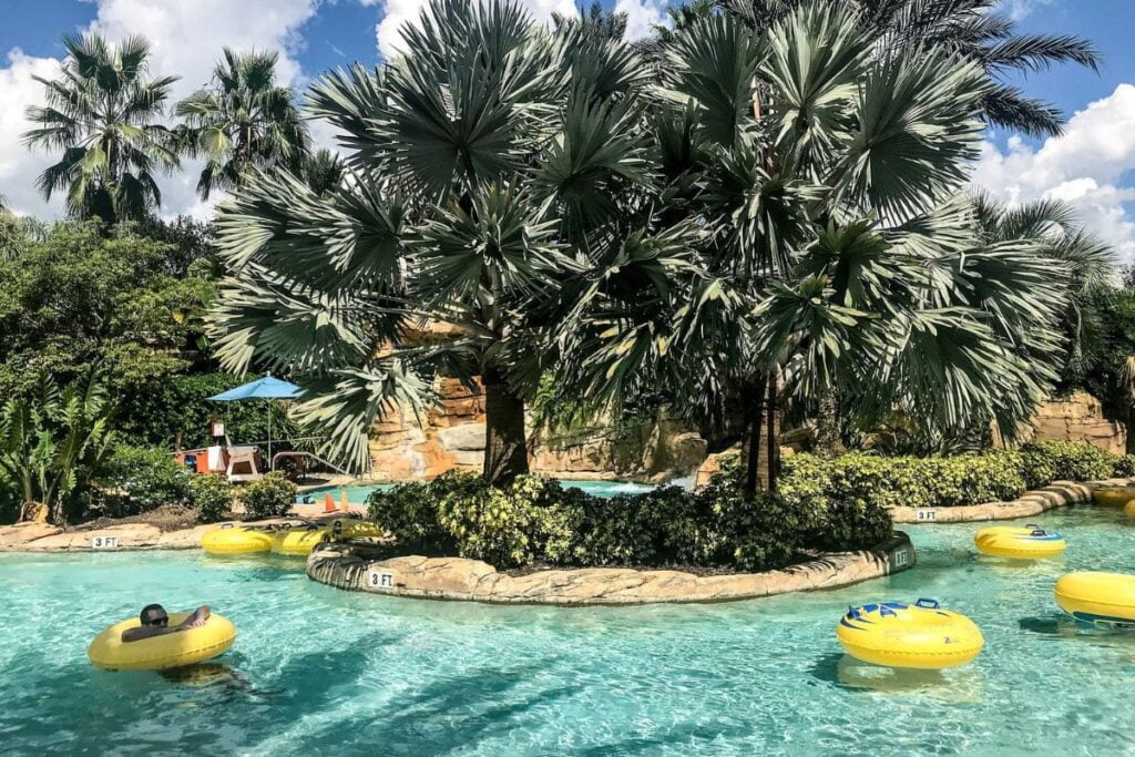 lazy river
