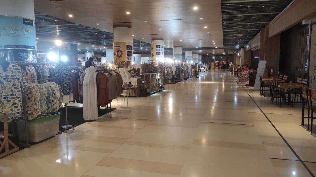 SHopping Lippo Mall